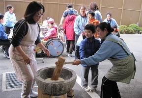 餅つき6