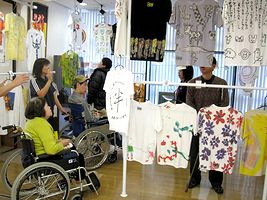世界にひとつのアートデザイン展-1