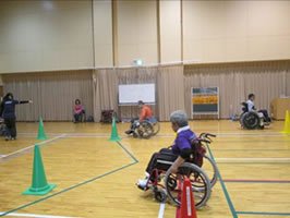 障がい児者スポーツ体験・ボランティア講座（車椅子ハンドボール）2