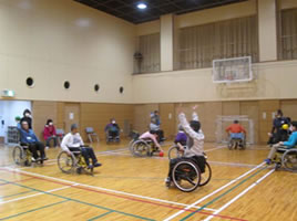 障がい児者スポーツ体験・ボランティア講座（車椅子ハンドボール）5