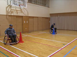 障がい児者スポーツ体験講座「車椅子バスケットボール」-3