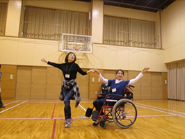 障がい者スポーツ体験・ボランティア講座「車椅子ダンス」-4
