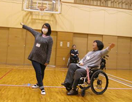 障がい者スポーツ体験・ボランティア講座「車椅子ダンス」-7