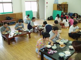 松ケ根部屋で食事