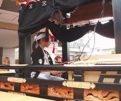 布団太鼓の乗り子