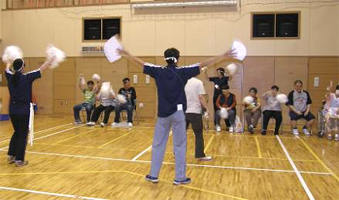 応援合戦（白チーム）