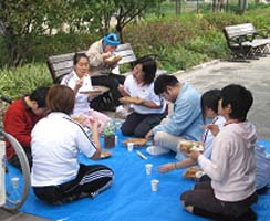 大阪歴史博物館への遠足の様子1