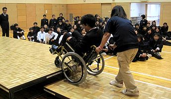 高美中学校人権学習04