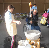餅つき3