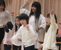 第9回愛に輝くつどい 舞台発表5