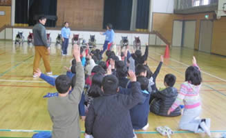 安中小学校　車椅子体験7