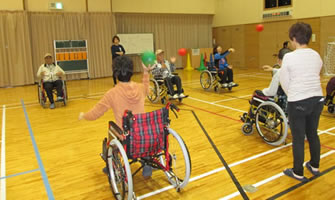 障がい児者スポーツ体験(車椅子ハンド)2