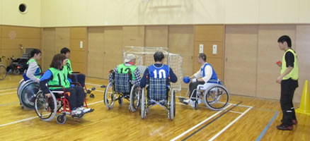 障がい児者スポーツ体験(車椅子ハンド)6