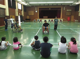 桂青少年会館 車いすハンドボール1