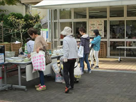 ふれあいまつり2015 コーナー、フリーマーケット3