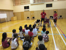 安中青少年会館車椅子講座-1