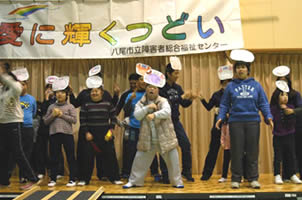 第13回愛に輝くつどい 発表-4