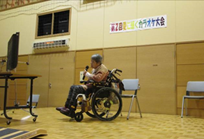 第2回愛に輝くカラオケ大会-3