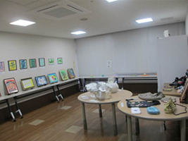第15回愛に輝くつどい「展示」-2