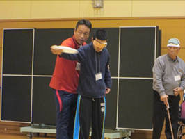 障がい者スポーツ体験・ボランティア講座「視覚障がい者のスポーツを体験してみよう」-6