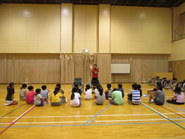 安中青少年会館「車いすバスケット講座」-7